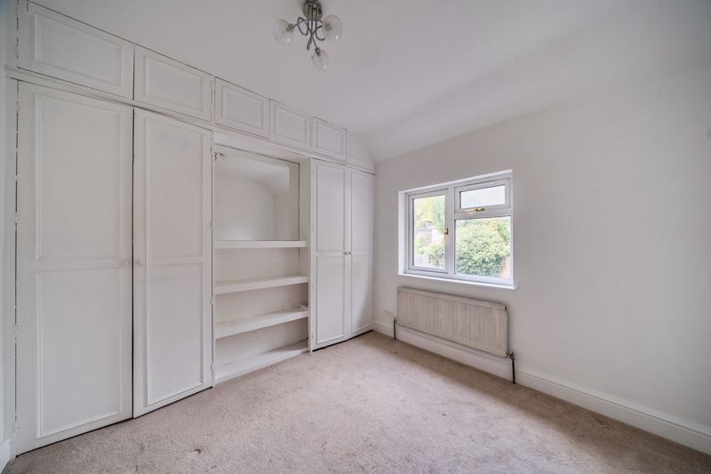 Bedroom- click for photo gallery